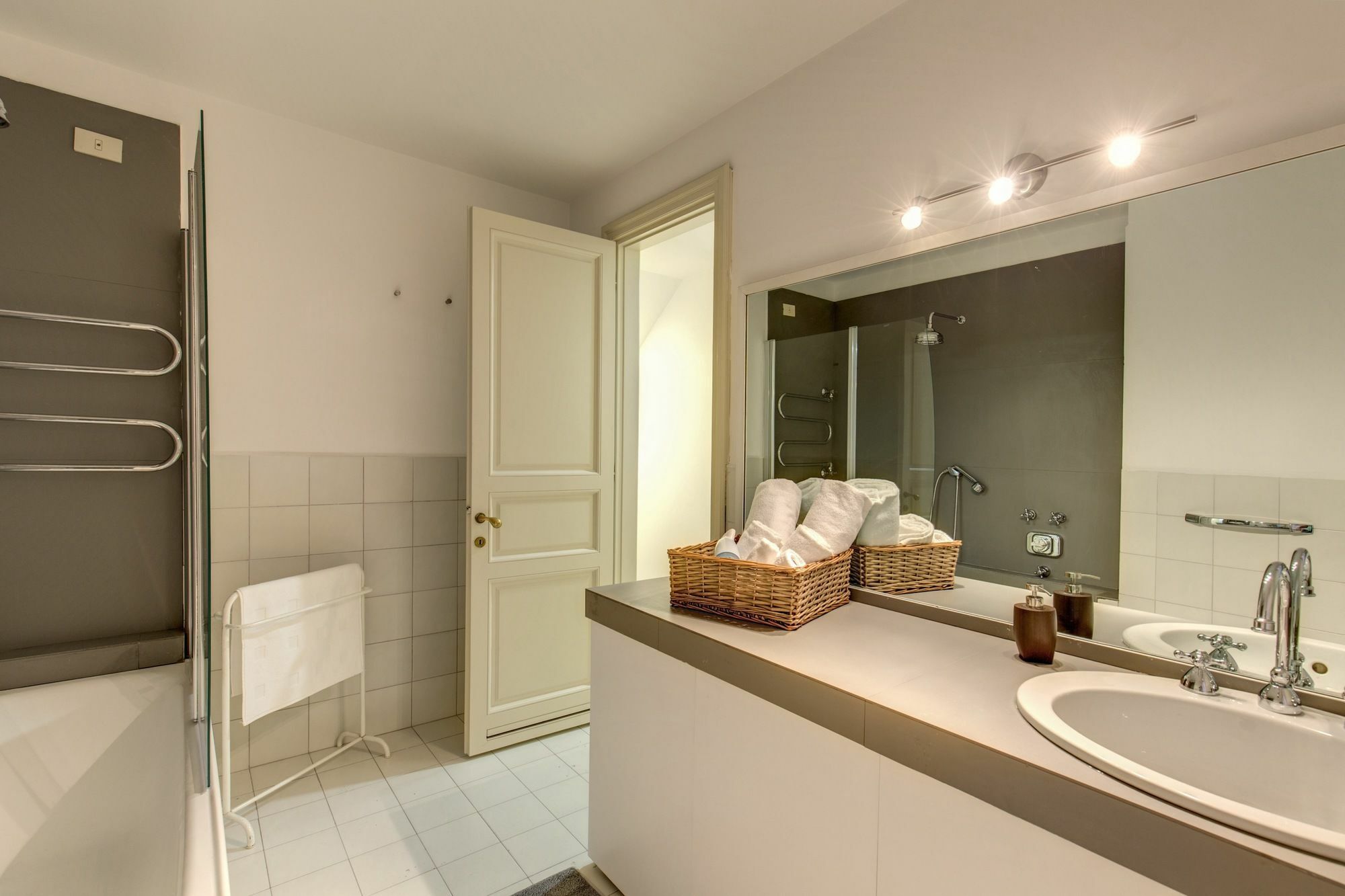 Trevi Miracle Suite Roma Ngoại thất bức ảnh